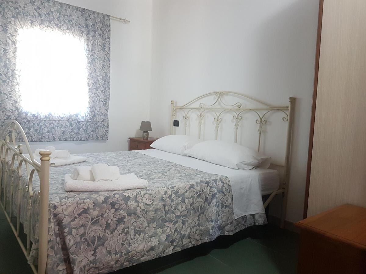 Le Castella Residence Extérieur photo