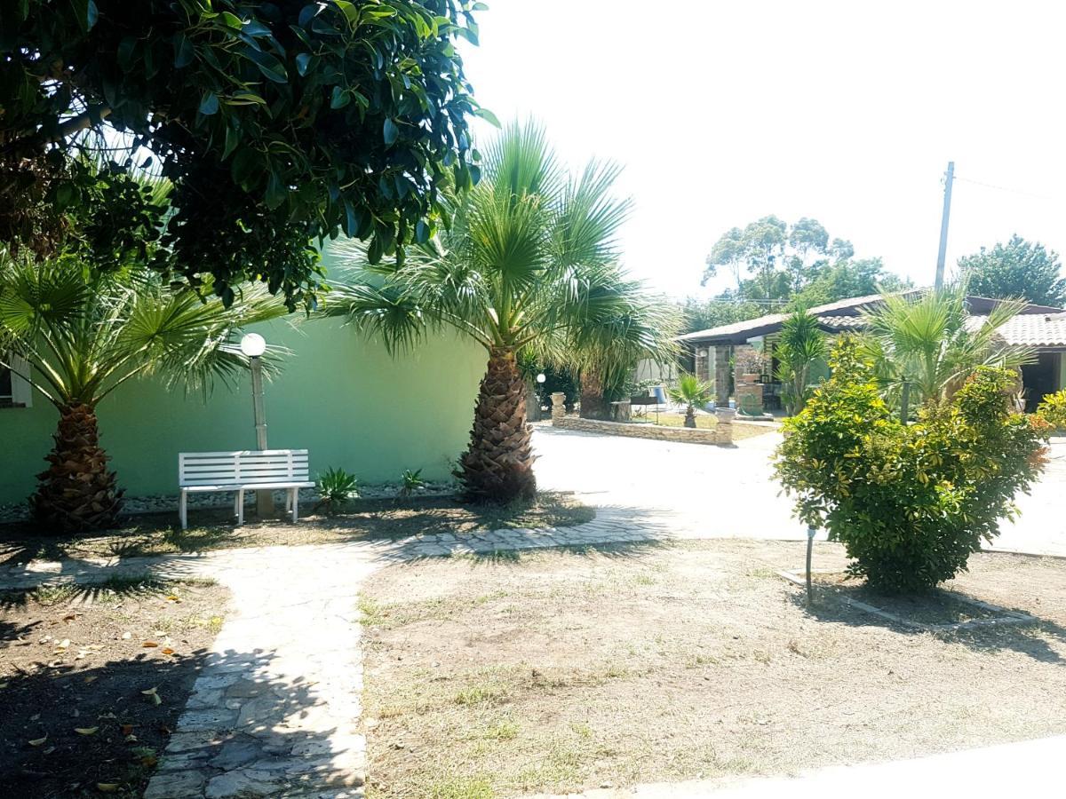 Le Castella Residence Extérieur photo