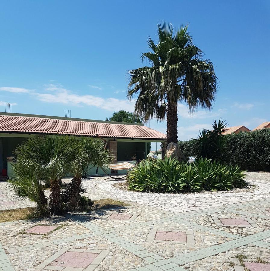 Le Castella Residence Extérieur photo